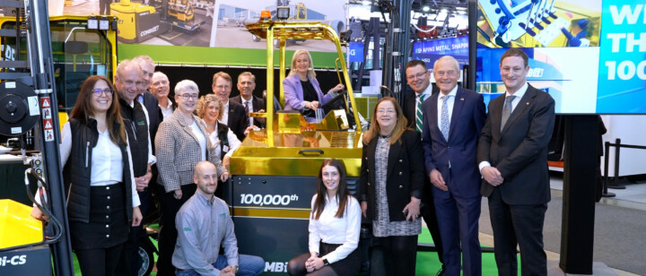 Jubiläumsstapler aus Irland mit Handelsdelegation